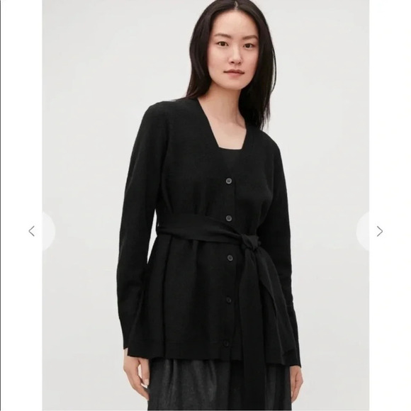 COS Boiled 100% Wool Color Block V Neck Button Front Cardigan Sweater Size XS - Picture 1 of 13